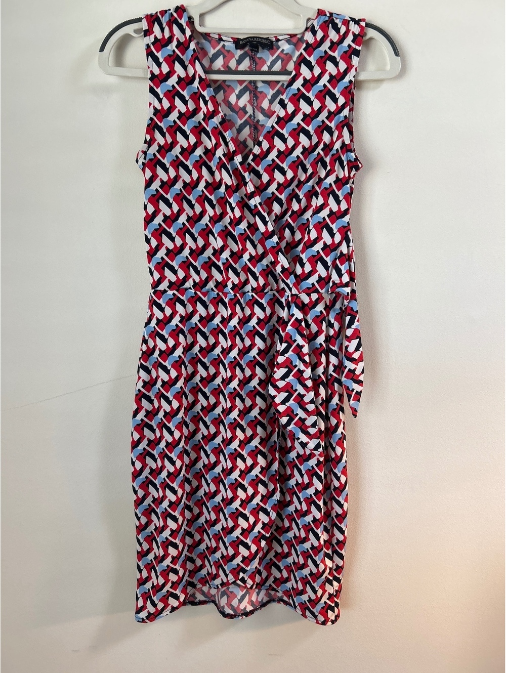 Banana Republic XS Petite Sleeveless Wrap Dress Red Blue White